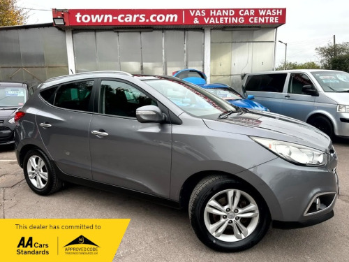 Hyundai ix35  CRDI PREMIUM-6 SPEED, ONLY 53561 MILES, SERVICE HISTORY, HEATED SEATS, PARK