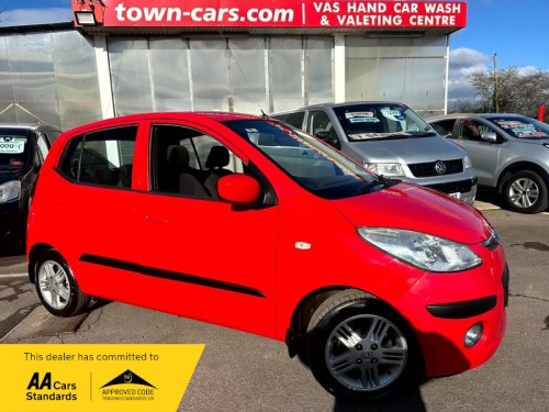 Hyundai i10  STYLE-ONLY 18851 MILES, ONLY £35 TAX, 1 FORMER OWNER, ELECTRIC SUNROO