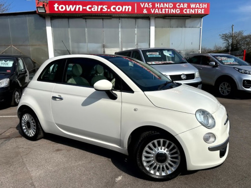 Fiat 500  LOUNGE-ONLY 66057 MILES, LOW £35 ROAD TAX, 1 FORMER OWNER, FULL SERVI