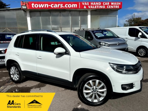 Volkswagen Tiguan  MATCH TDI BLUEMOTION TECH 4MOTION DSG-AUTO, 1 FORMER OWNER, ONLY 73985 MILE