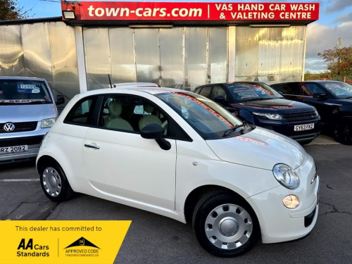 Fiat 500  POP-ONLY £35 ROAD TAX, ONLY 57643 MILES, BLUETOOTH, STOP/START, RED+C