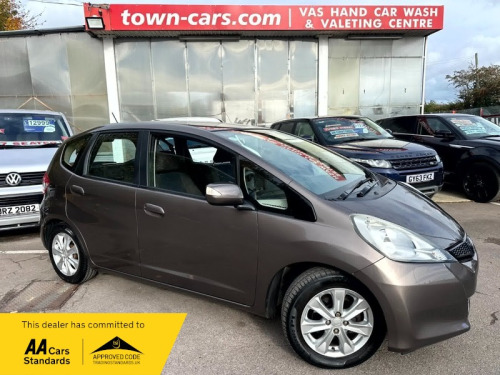 Honda Jazz  I-VTEC ES-ONLY 56854 MILES, SERVICE HISTORY, PARKING SENSORS, SPARE REMOTE 
