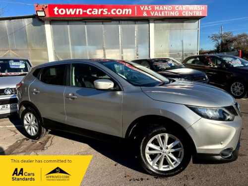 Nissan Qashqai  ACENTA PREMIUM DIG-T-6 SPEED, SERVICE HISTORY, SAT NAV, STOP/START, PARKING
