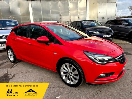 Vauxhall Astra  DESIGN ECOTEC S/S-1 FORMER OWNER, SERVICE HISTORY, STOP/START, DAB RADIO, B 