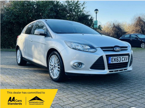 Ford Focus  1.0T EcoBoost Zetec Euro 5 (s/s) 5dr