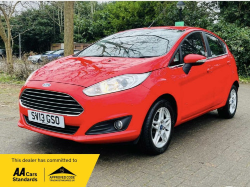 Ford Fiesta  1.0T EcoBoost Zetec Euro 5 (s/s) 5dr