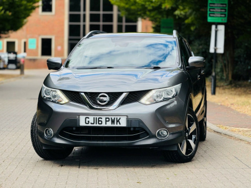 Nissan Qashqai  1.2 DIG-T N-Connecta 2WD Euro 6 (s/s) 5dr