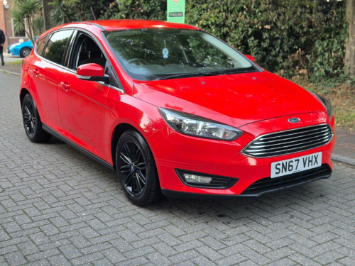 Ford Focus  1.0T EcoBoost Zetec Edition Euro 6 (s/s) 5dr