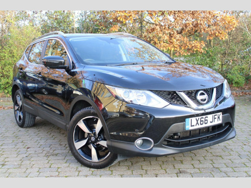 Nissan Qashqai  1.2 DIG-T N-Connecta 2WD Euro 6 (s/s) 5dr