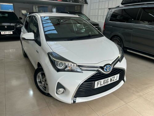 Toyota Yaris  1.5 VVT-h Excel E-CVT Euro 6 5dr (15in Alloy)