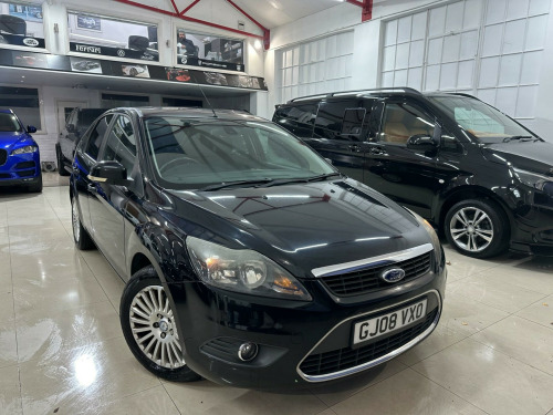 Ford Focus  2.0 Titanium 5dr