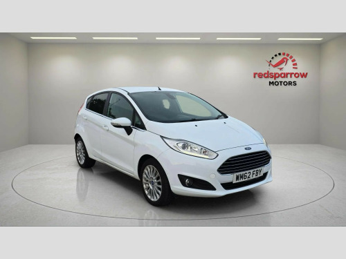 Ford Fiesta TITANIUM 5-Door