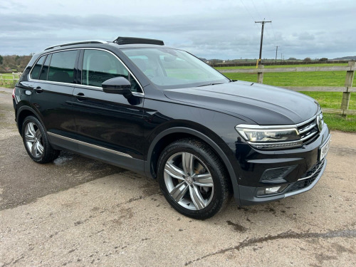 Volkswagen Tiguan  2.0 TSI SEL