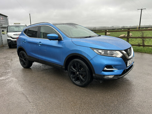 Nissan Qashqai  1.3 DIG-T N-Connecta
