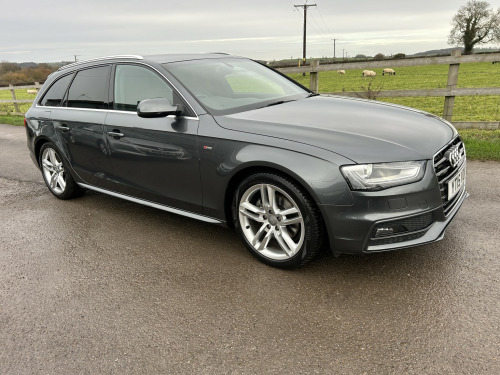 Audi A4 Avant  2.0 TDI S line 