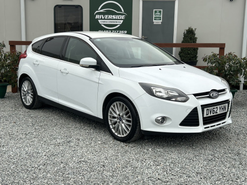 Ford Focus  1.0T EcoBoost Zetec Hatchback 5dr Petrol Manual Euro 5 (s/s) (125 ps)