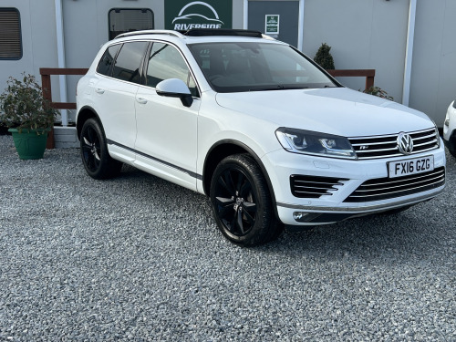 Volkswagen Touareg  3.0 TDI V6 BlueMotion Tech R-Line SUV 5dr Diesel Tiptronic 4WD Euro 6 (s/s)