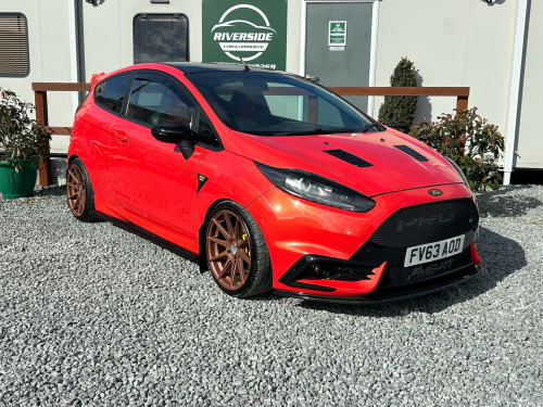 Ford Fiesta  1.6T EcoBoost ST-2 Hatchback 3dr Petrol Manual Euro 5 (182 ps)