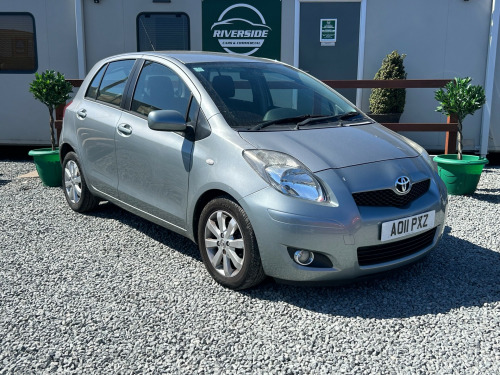 Toyota Yaris  1.33 Dual VVT-i T Spirit Hatchback 5dr Petrol Manual Euro 5 (s/s) (101 ps)