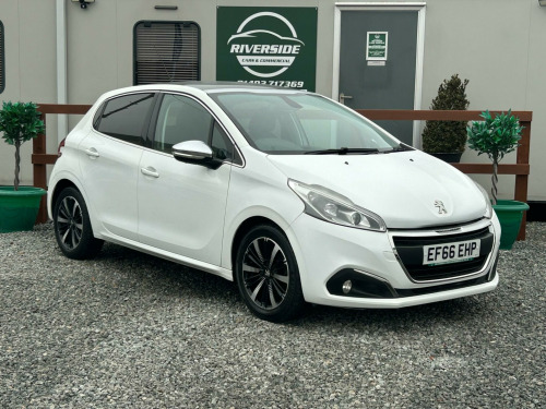 Peugeot 208  1.2 PureTech Allure Premium Euro 6 5dr 