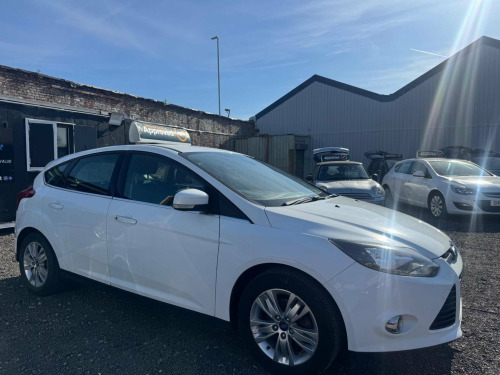 Ford Focus  1.6 TDCi Titanium Navigator Euro 5 (s/s) 5dr