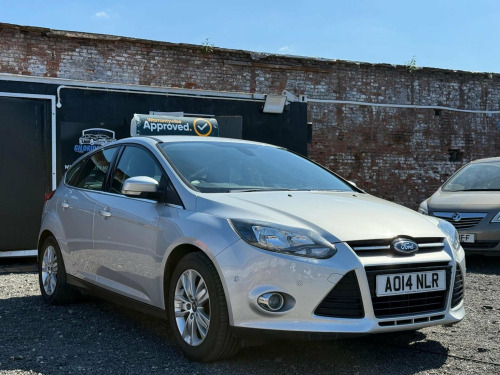 Ford Focus  1.0T EcoBoost Titanium Navigator Euro 5 (s/s) 5dr