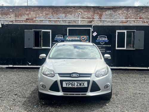 Ford Focus  1.6 Titanium Euro 5 5dr