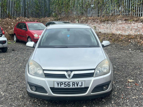 Vauxhall Astra  1.8i 16v SRi 5dr