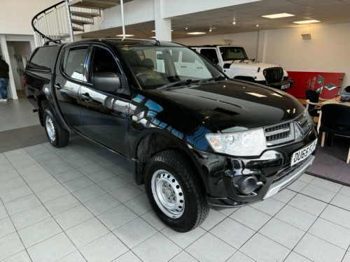 Mitsubishi L200  2.5L DI-D 4X4 4WORK LB DCB