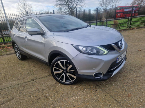 Nissan Qashqai  1.6 dCi Tekna XTRON 2WD Euro 6 (s/s) 5dr