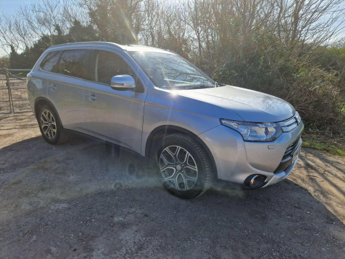 Mitsubishi Outlander  2.2 DI-D GX4s Auto 4WD Euro 5 (s/s) 5dr