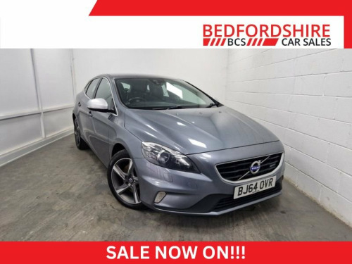 Volvo V40  2.0 D4 R-Design Lux Nav Hatchback 5dr Diesel Manua