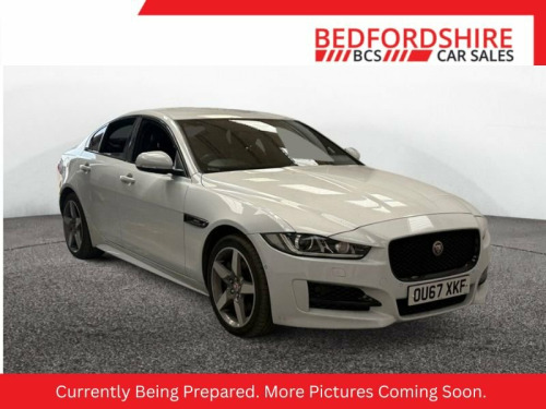Jaguar XE  2.0d R-Sport Saloon 4dr Diesel Auto AWD Euro 6 (s/