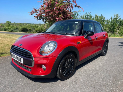 MINI Hatch  1.5 Cooper Hatchback 5dr Petrol Manual Euro 6 (s/s