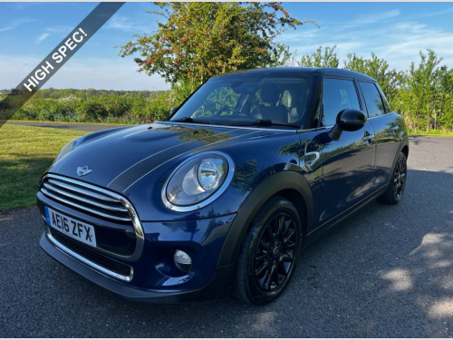 MINI Hatch  1.5 Cooper Hatchback 5dr Petrol Manual Euro 6 (s/s