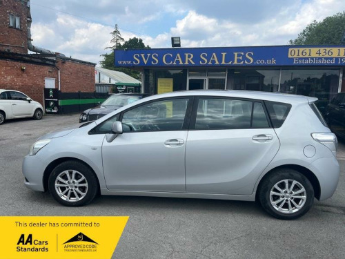 Toyota Verso  2.0 D-4D TR MPV 5dr Diesel Manual Euro 4 (130 ps)