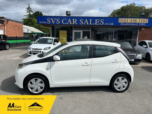 Toyota AYGO  1.0 VVT-i x-play Hatchback 5dr Petrol Manual Euro 5 Euro 5 (68 ps)