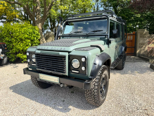 Land Rover 110  2.2 TDCi XS Utility Wagon 4WD MWB Euro 5 5dr