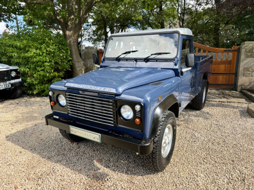 Land Rover 110  2.4 TDCi 4WD MWB Euro 4 2dr (High Capacity) 