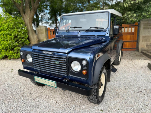 Land Rover 90  2.5 TD5 Hard Top SUV SWB 3dr