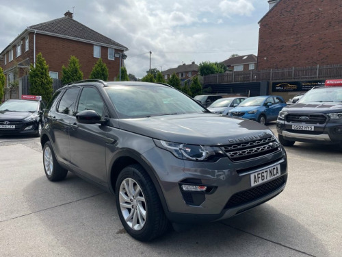 Land Rover Discovery Sport  2.0 TD4 SE Tech SUV 5dr Diesel Manual 4WD Euro 6 (