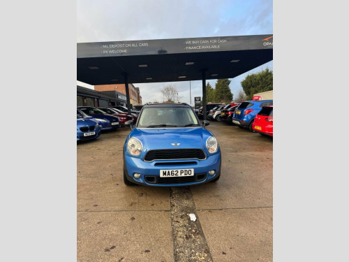 MINI Countryman  2.0 Cooper SD SUV 5dr Diesel Auto ALL4 Euro 5 (143 