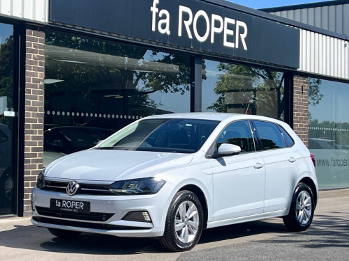 Volkswagen Polo  1.0 TSI SE DSG Automatic 95ps