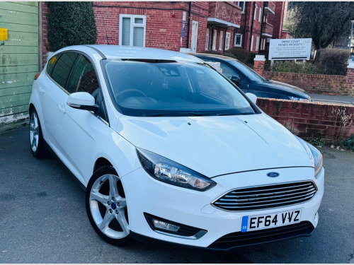 Ford Focus  1.6 Titanium Powershift Euro 6 5dr