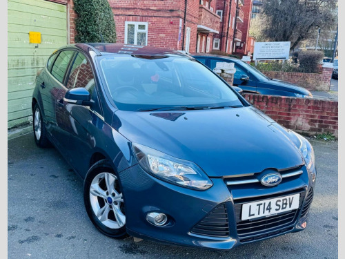Ford Focus  1.6 Zetec Powershift Euro 5 5dr
