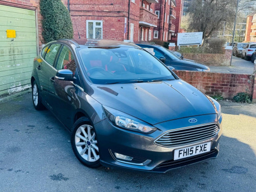 Ford Focus  1.6 Titanium Powershift Euro 6 5dr