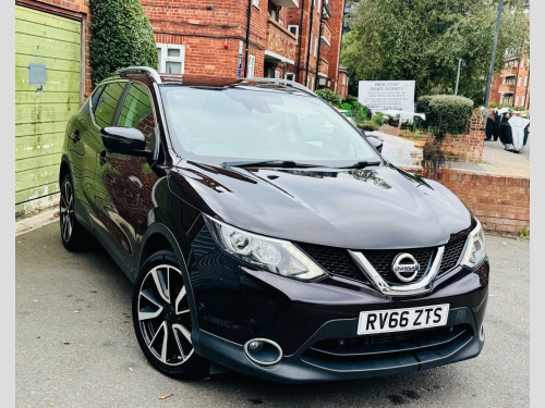 Nissan Qashqai  1.6 dCi Tekna XTRON 2WD Euro 6 (s/s) 5dr 