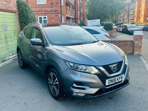 Nissan Qashqai  1.2 DIG-T N-Connecta XTRON Euro 6 (s/s) 5dr 