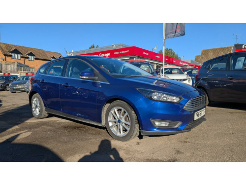 Ford Focus  1.5 TDCi Zetec Hatchback 5dr Diesel Manual Euro 6 (s/s) (120 ps)