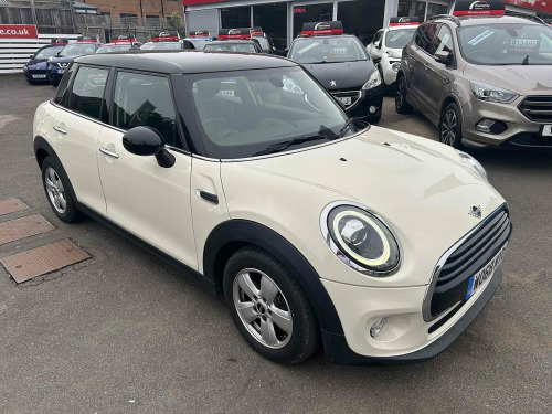 MINI Hatch  1.5 Cooper Classic Hatchback 5dr Petrol Manual Euro 6 (s/s) (136 ps)